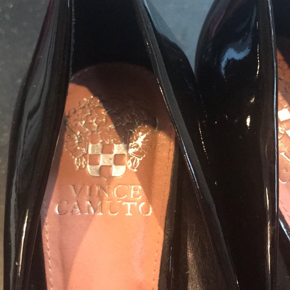 Vince Camuto Heels - Picture 3 of 6
